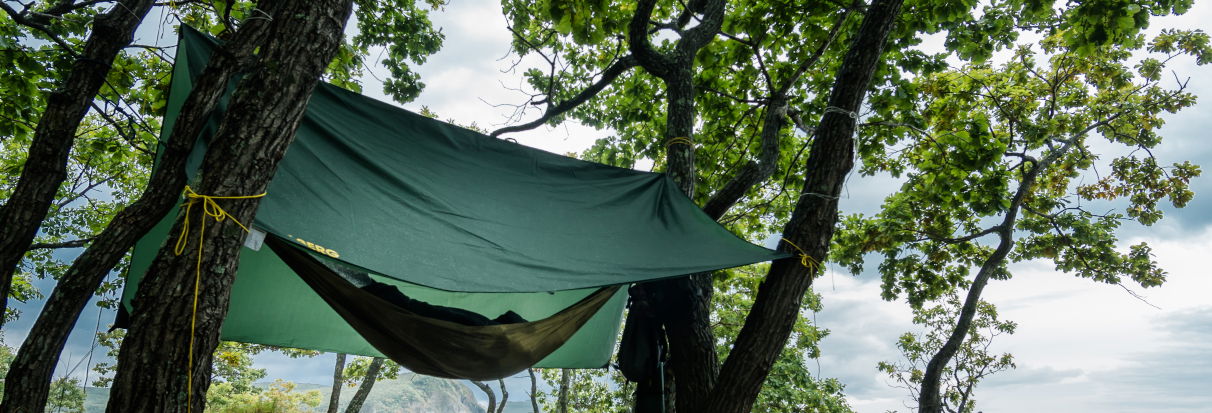 h&aelig;ngek&oslash;je og tarp